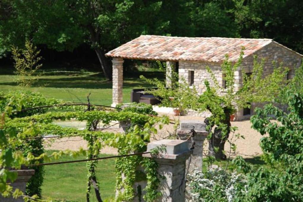 Gite De Charme 80 M², Piscine, Proche D'Uzes. Vezenobres エクステリア 写真